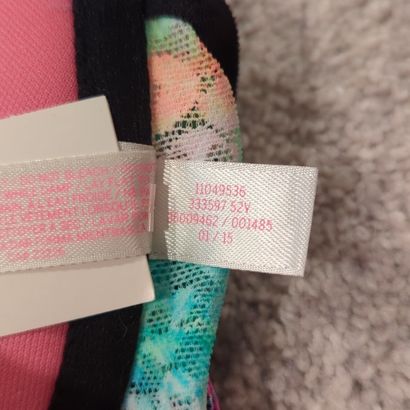 PINK Victoria's secret rainbow front closure bra - Picture 9 of 10